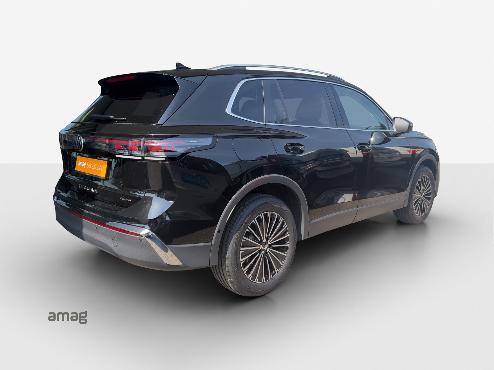 VW Tiguan 2.0 TSI DSG Elegance 4Motion-image-4