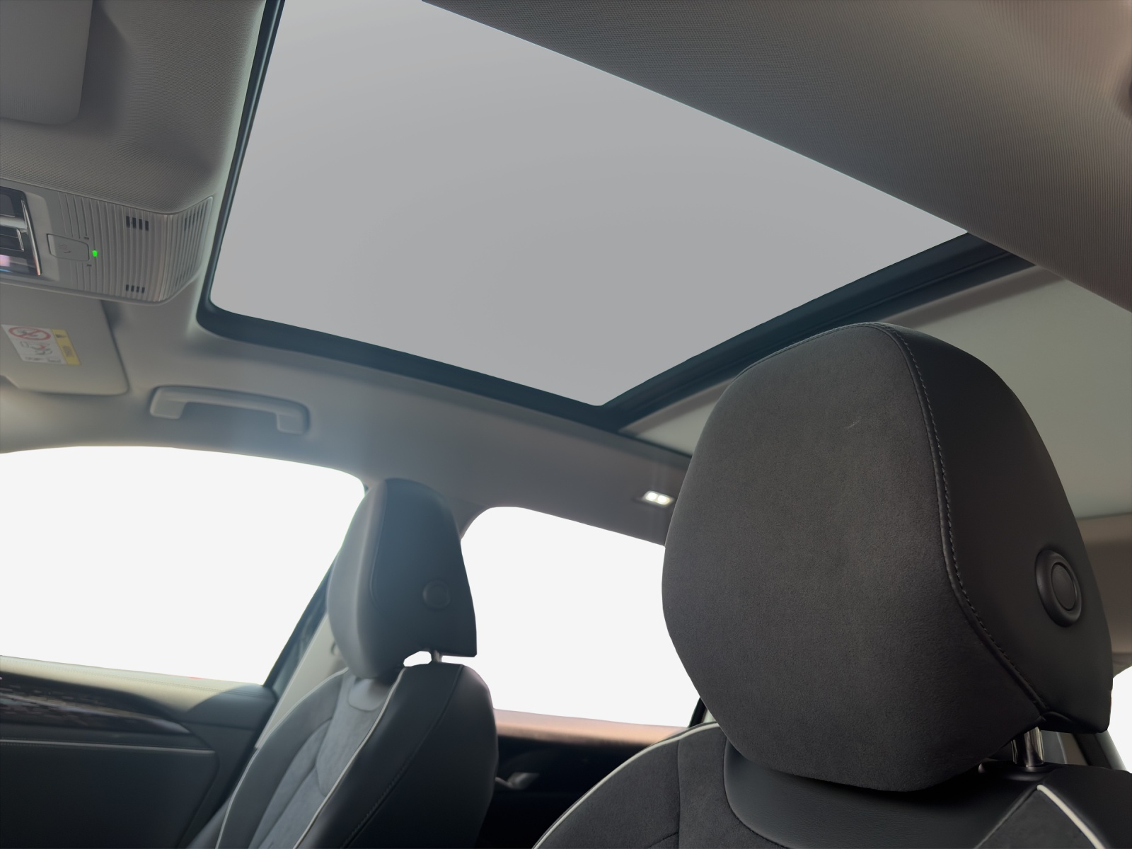 VW Tiguan 2.0 TSI DSG Elegance 4Motion-image-14