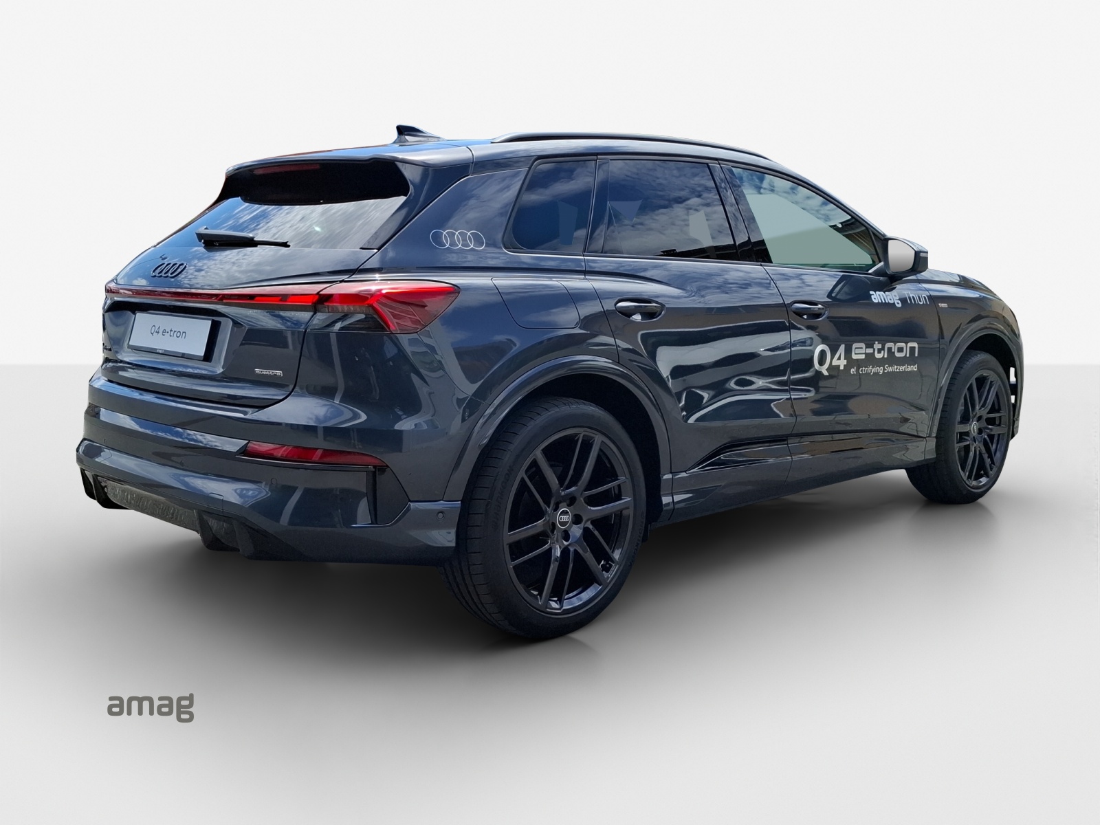 AUDI Q4 e-tron SUV quattro performance-image-4