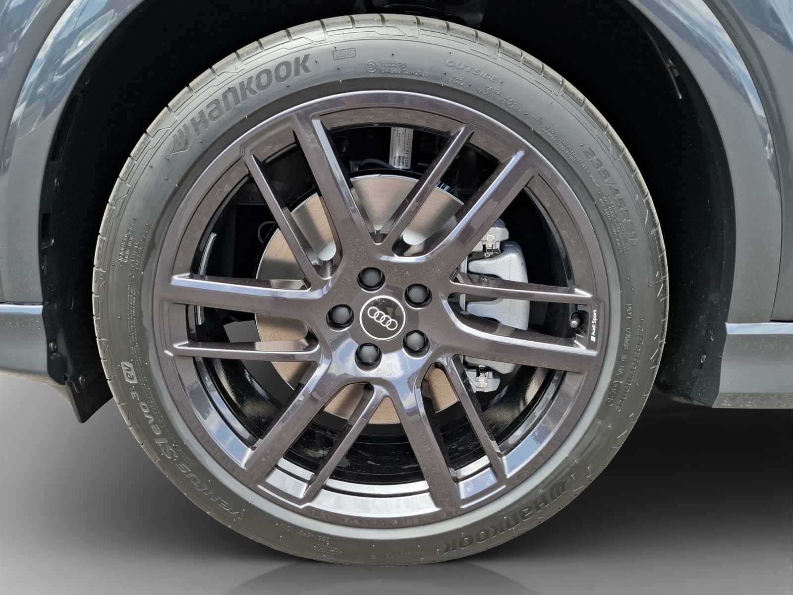 AUDI Q4 e-tron SUV quattro performance-image-13