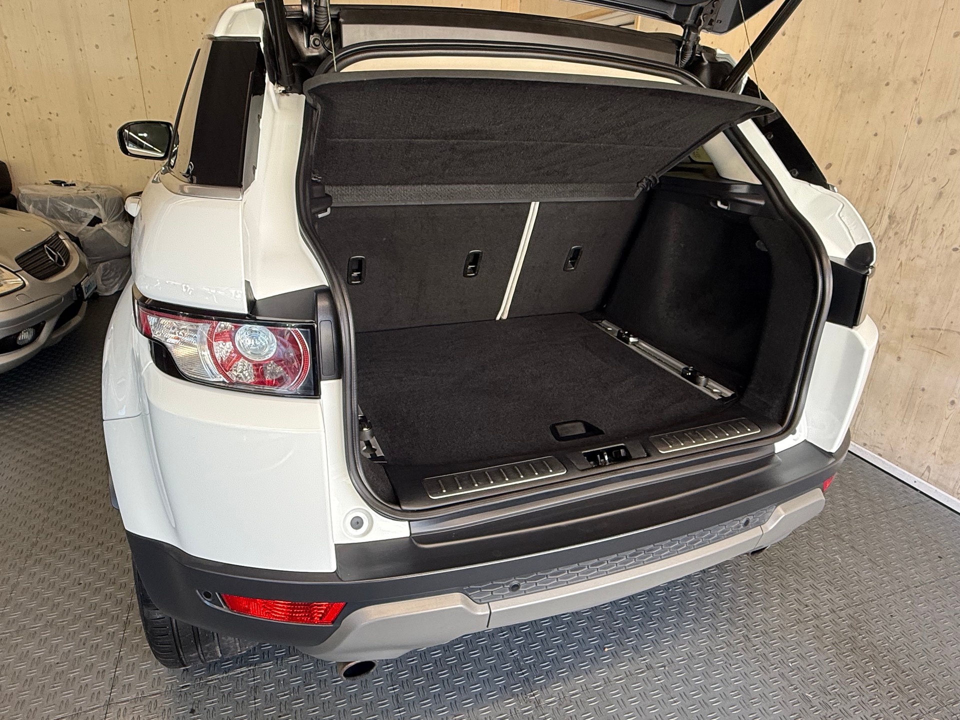 LAND ROVER Range Rover Evoque 2.0 Si4 Dynamic AT6-image-14