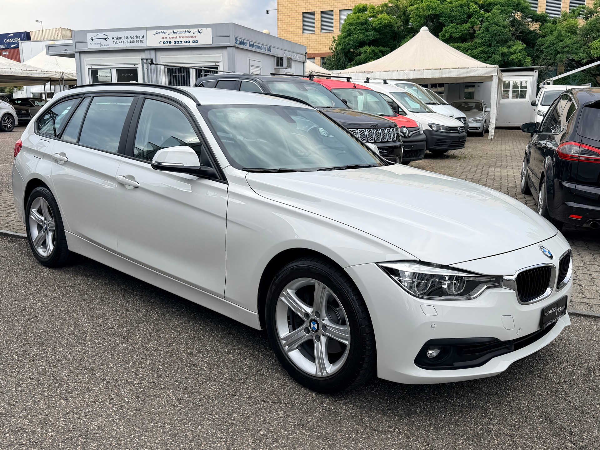 BMW 320d xDrive Touring Steptronic-image-0