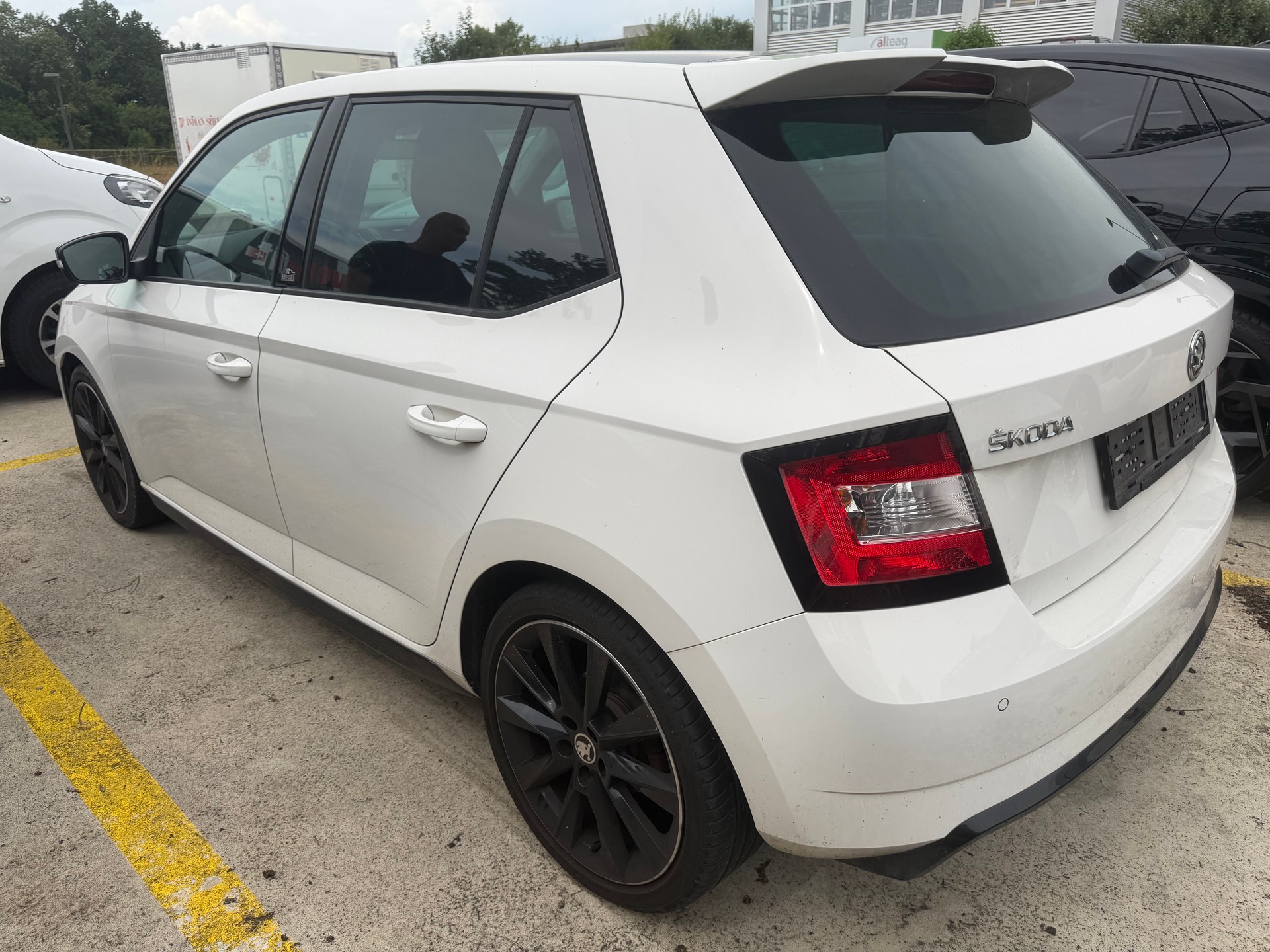 SKODA Fabia 1.2 TSI Monte Carlo-image-2