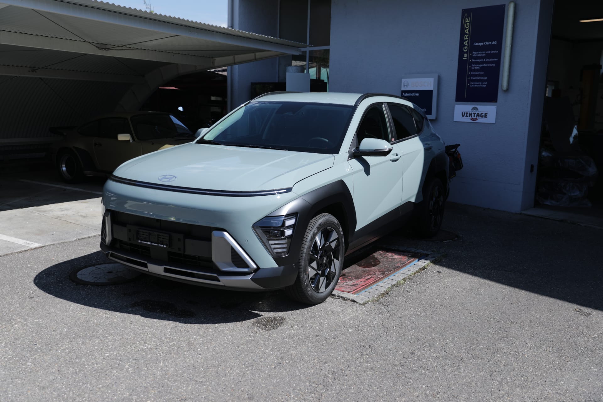 HYUNDAI Kona 1.6 GDi HEV Amplia DCT