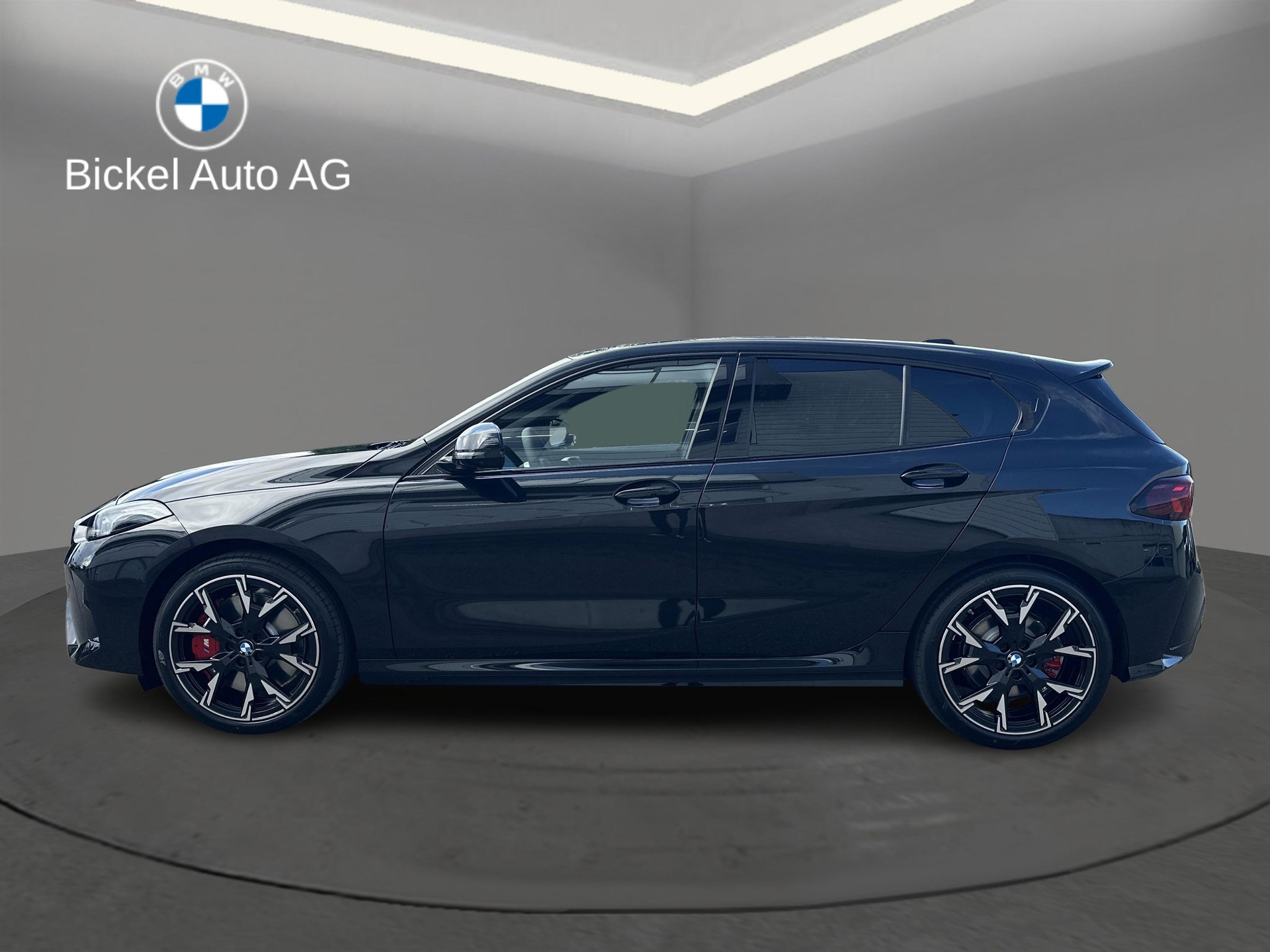 BMW 123 xDrive M Sport Pro St-showroom-element-2