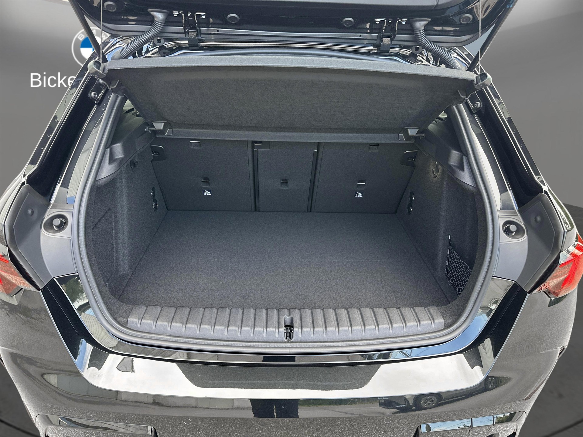 BMW 123 xDrive M Sport Pro St-image-6