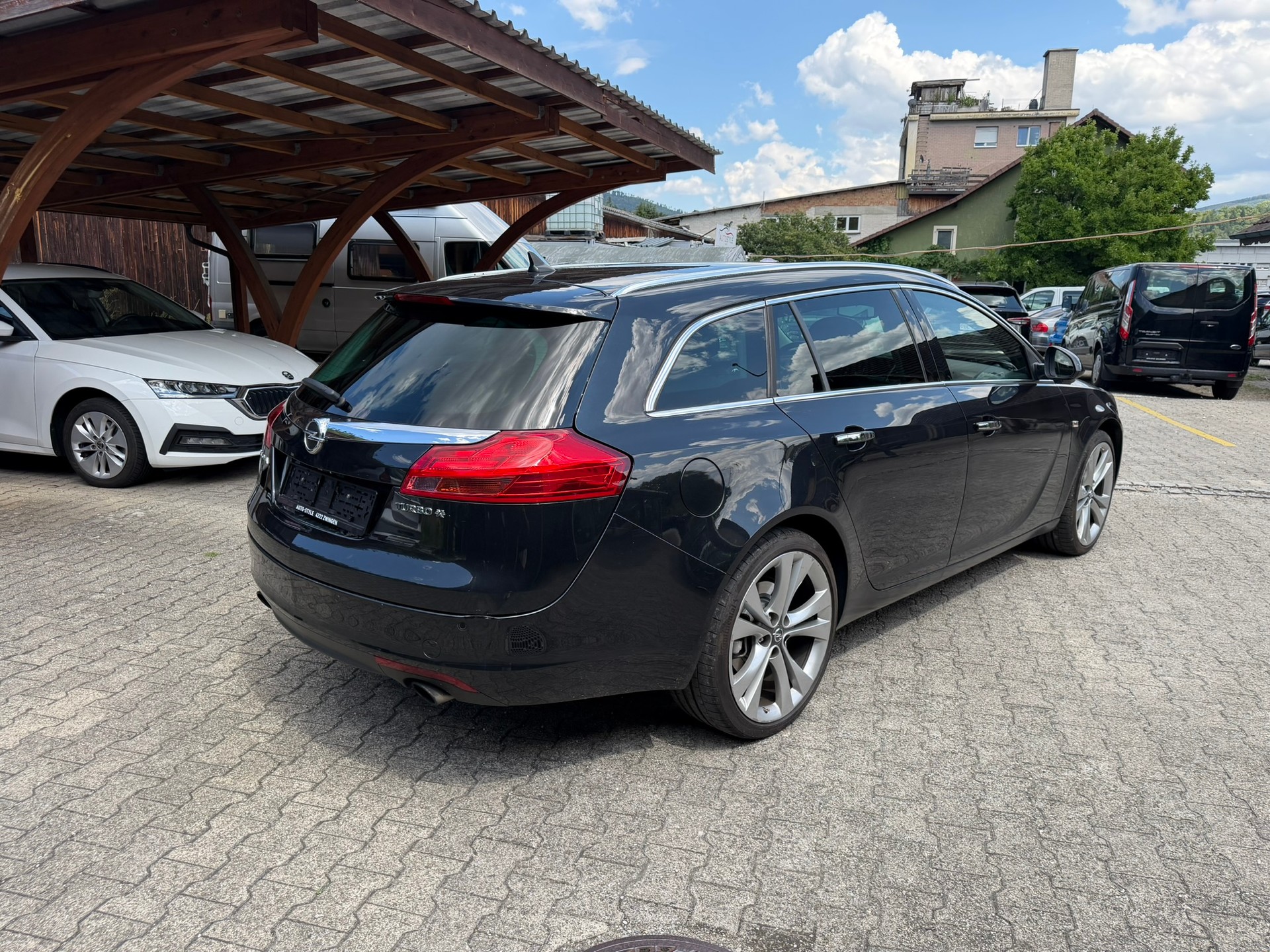 OPEL Insignia ST 2.0 Turbo Cosmo 4WD Aut.-image-4