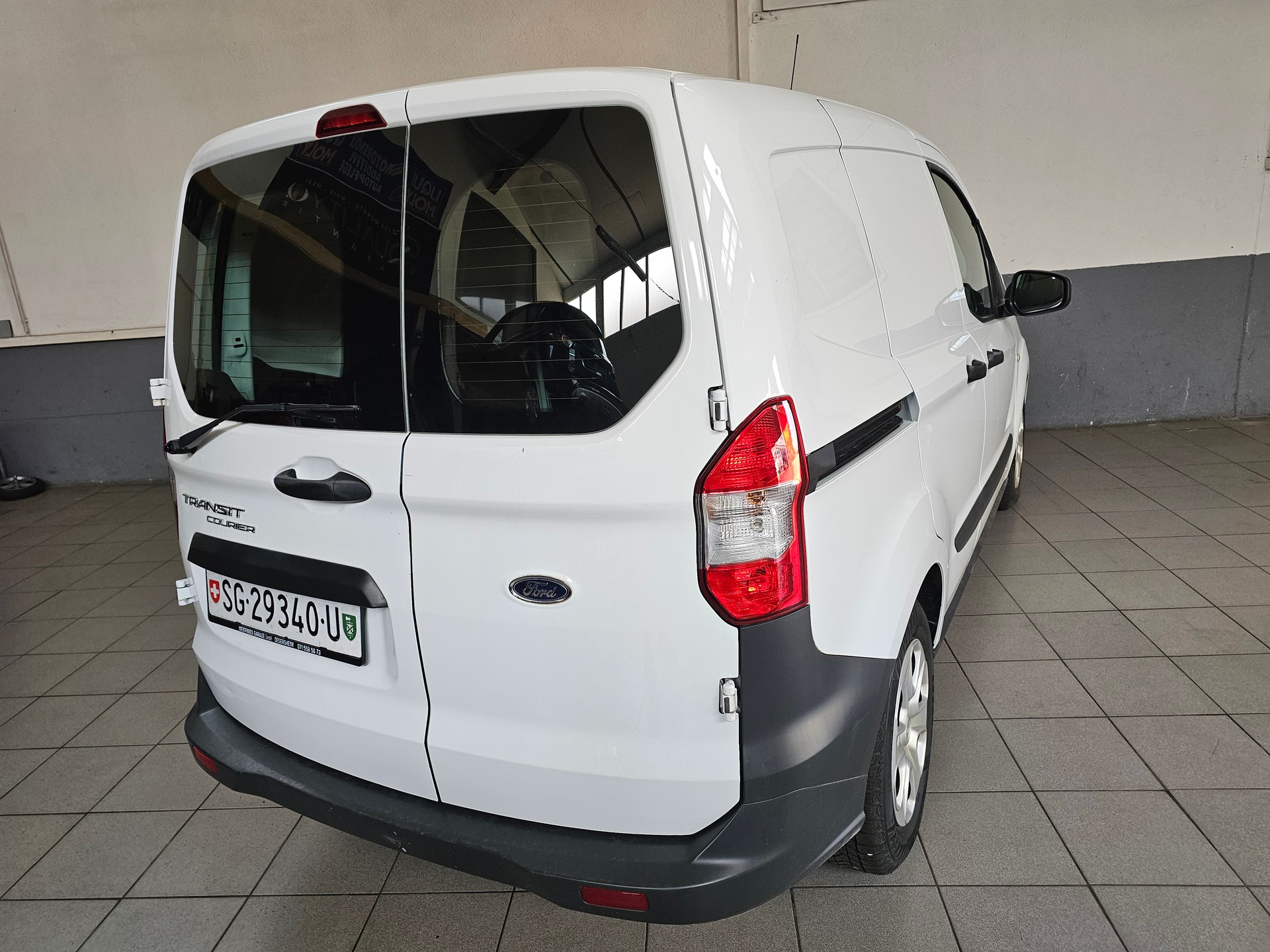 FORD Transit Courier Van 1.0 EcoBoost Basis-image-5