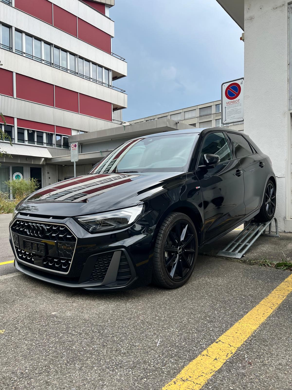 AUDI SB 30 TFSI S-Line-image-1