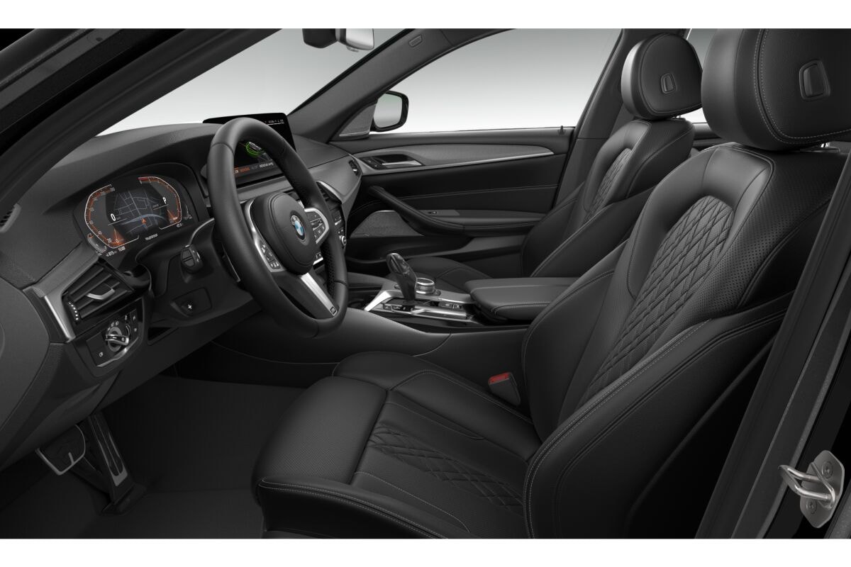 BMW 520d xDrive 48VTouring Pure M Sport 📍 ** Action Leasing à 1.9% **-showroom-element-2