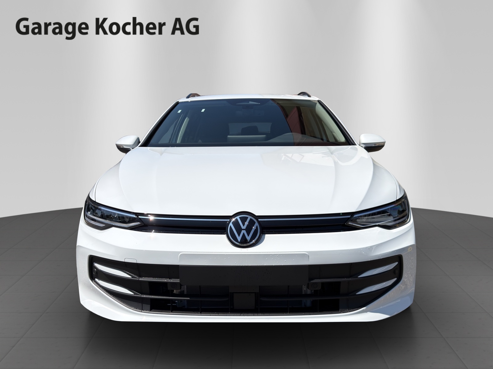 VW Golf Variant 1.5 eTSI mHEV Basis DSG-image-1