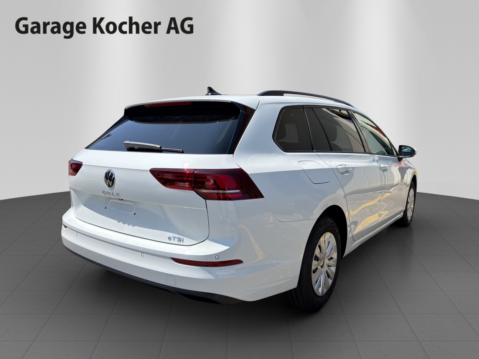 VW Golf Variant 1.5 eTSI mHEV Basis DSG-image-5