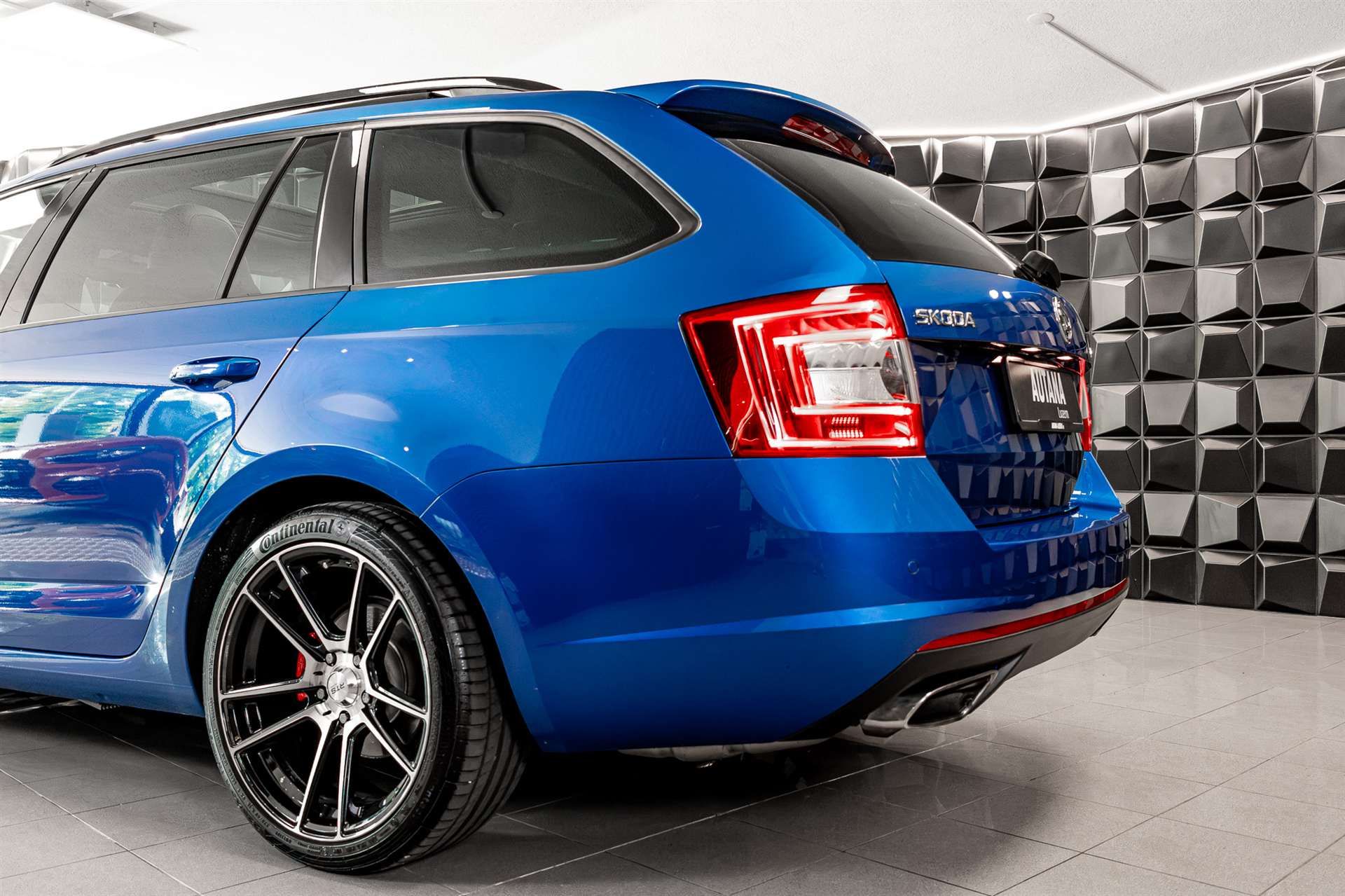 SKODA Octavia Combi 2.0 TSI RS DSG-image-30