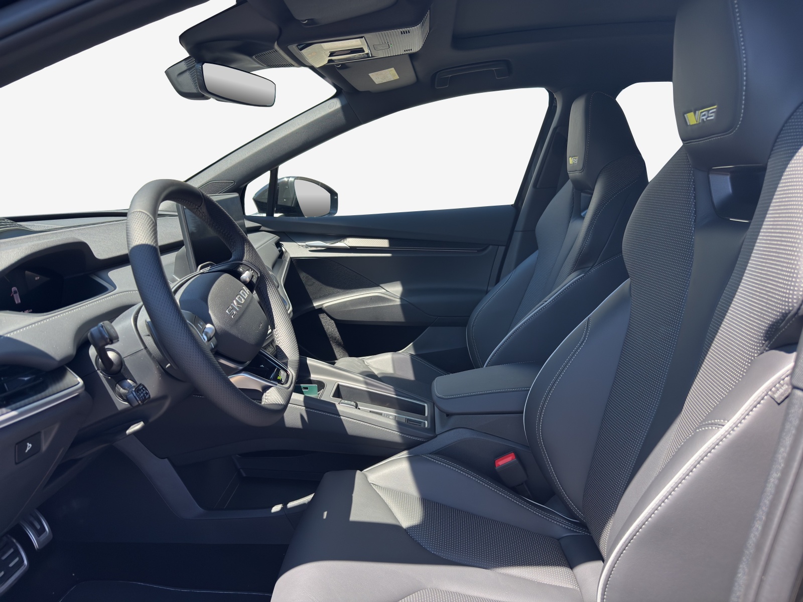 SKODA Enyaq 4x4 RS-image-7