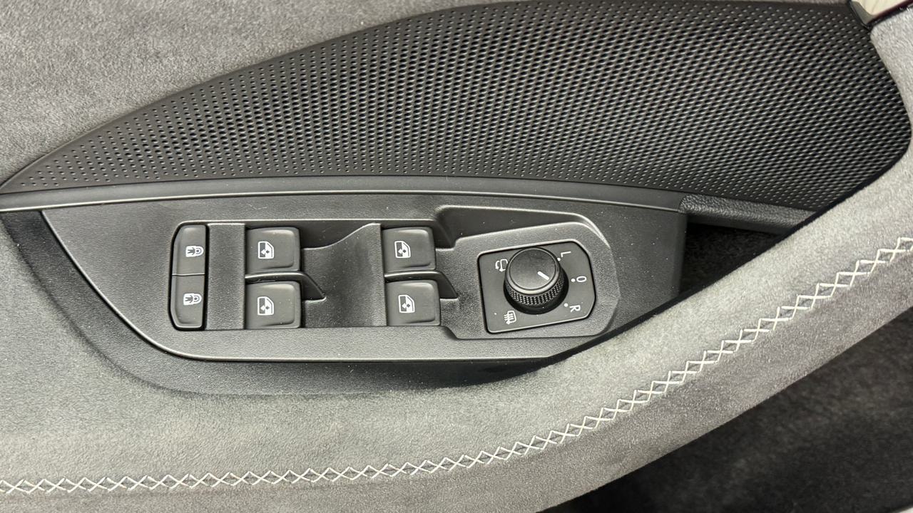 SKODA Kodiaq 2.0 TDI Sportline 4x4-image-8