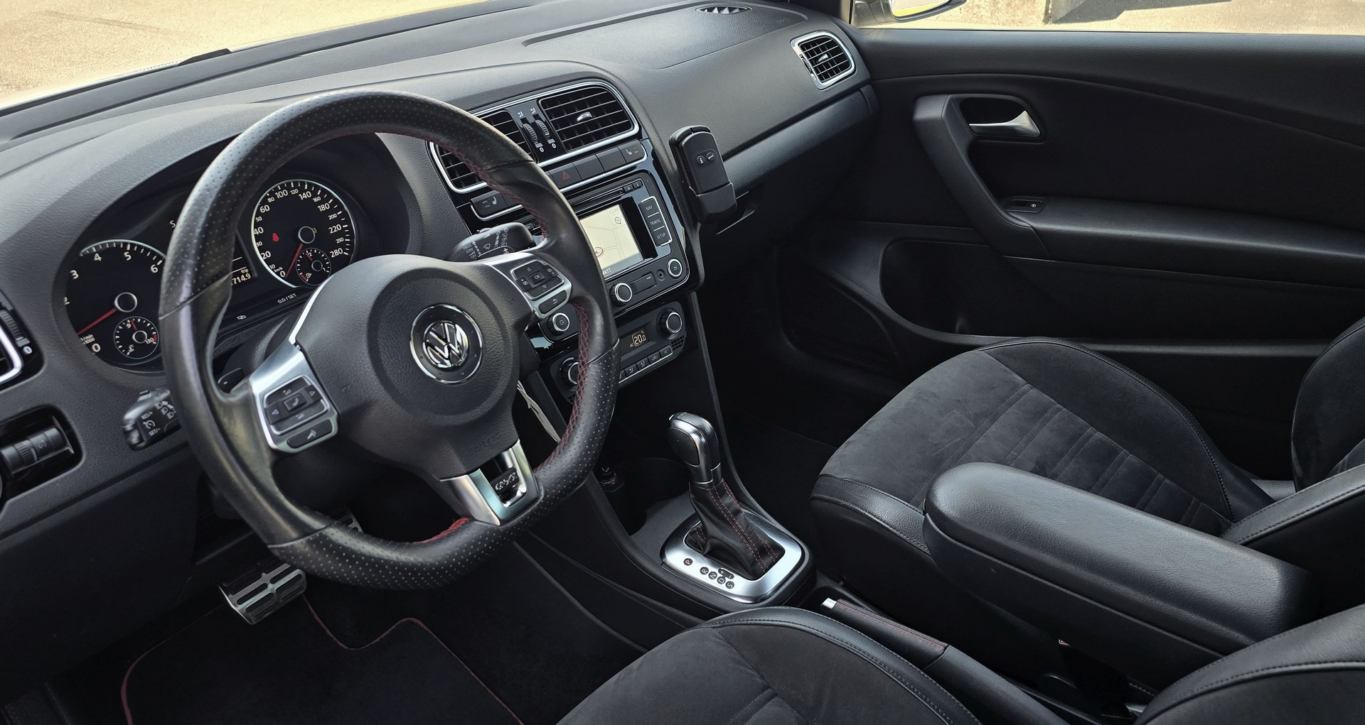 VW Polo 1.4 TSI GTI DSG-image-5