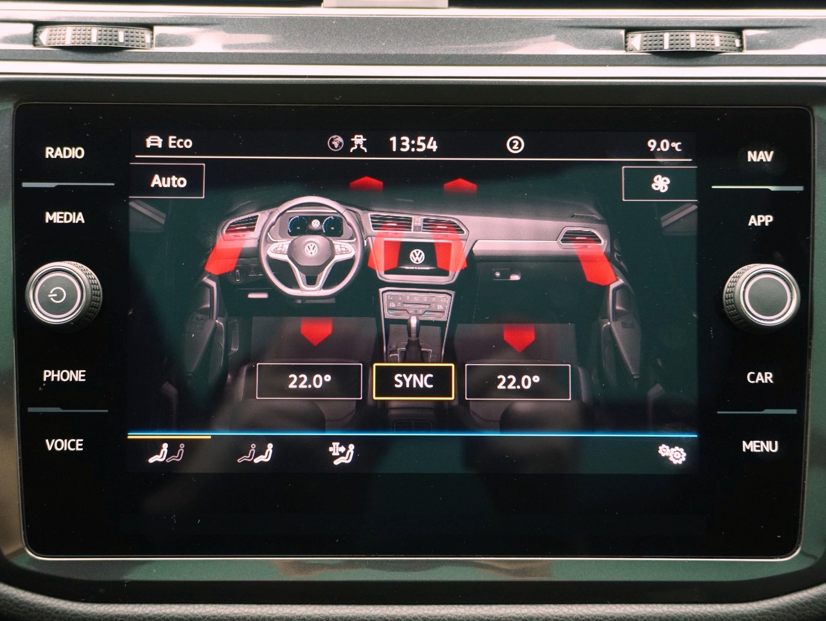 VW Tiguan Allspace 2.0 TDI DSG R-Line Black Style 4Motion-image-19