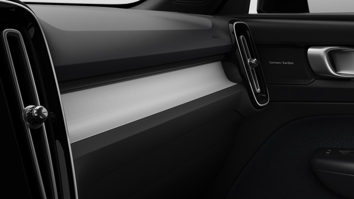 VOLVO XC40 2.0 B3 MH Core-image-3