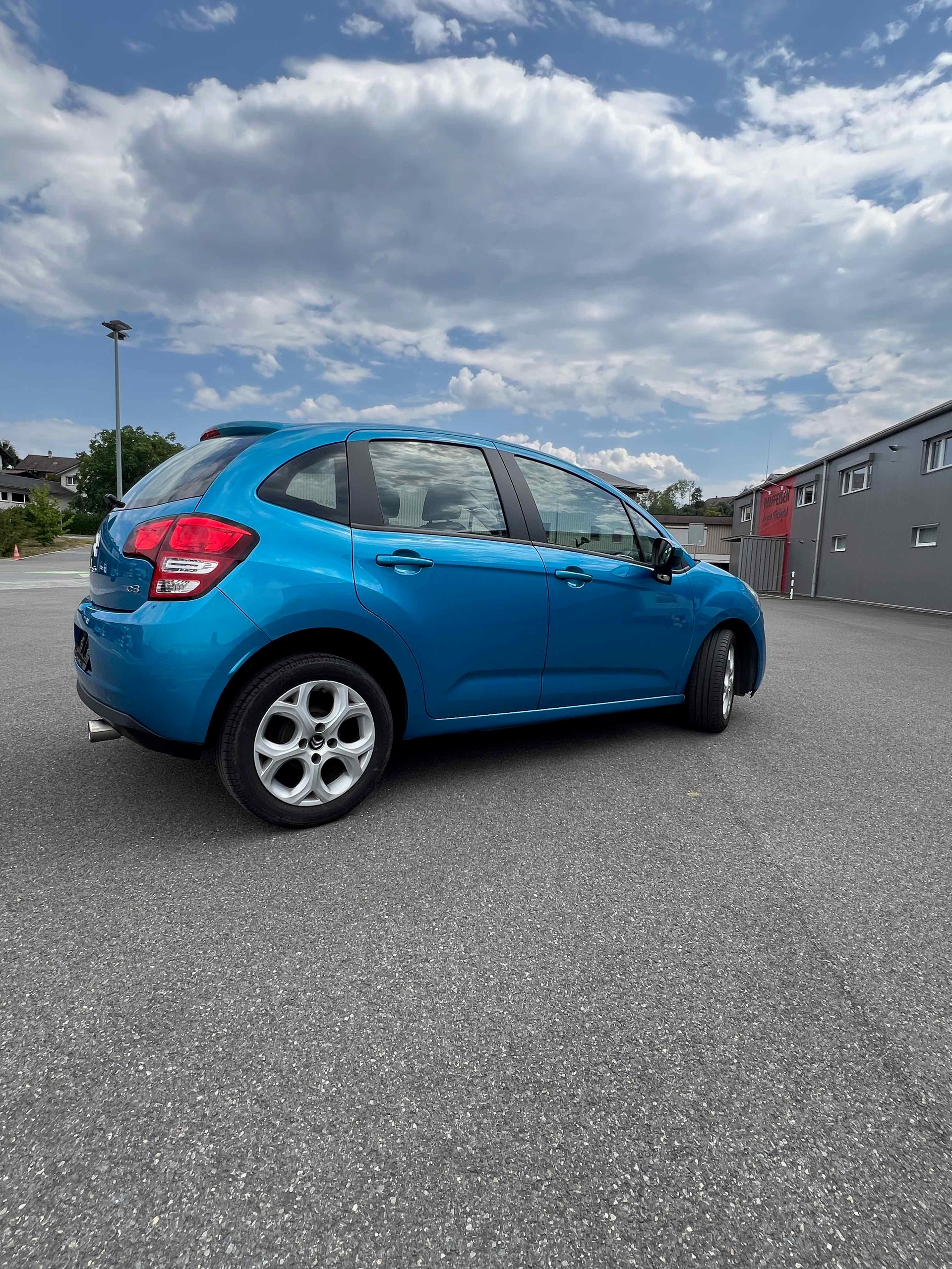 CITROEN C3 1.4i 16V Chic-image-3