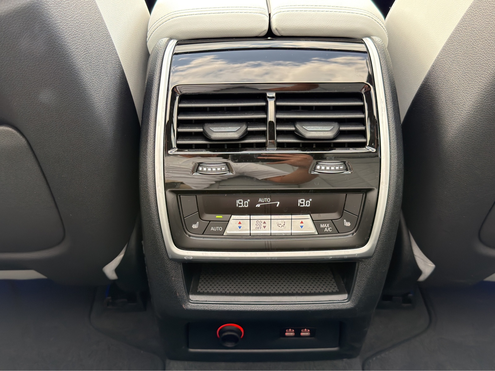 BMW X5 xDrive 50e M Sport Pro Steptronic-image-22