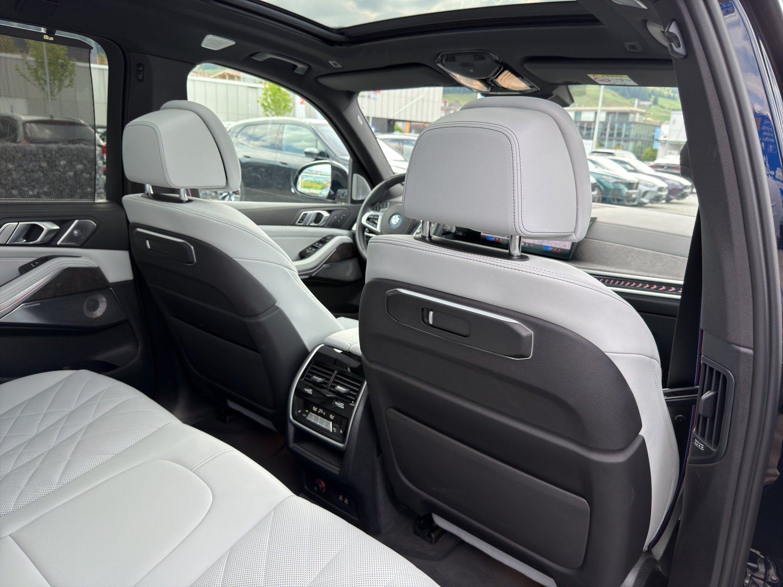 BMW X5 xDrive 50e M Sport Pro Steptronic-image-19