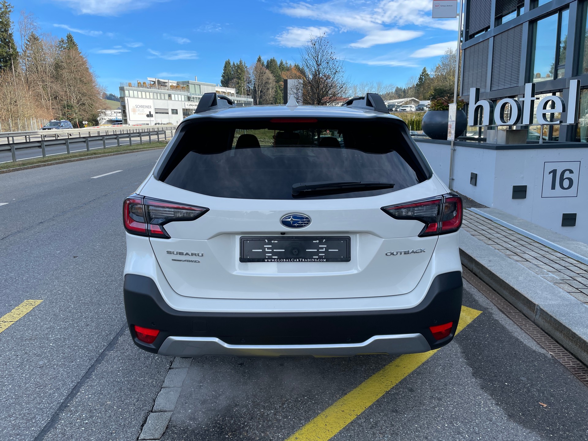 SUBARU Outback 2.5i Advantage AWD Lineartronic-image-5