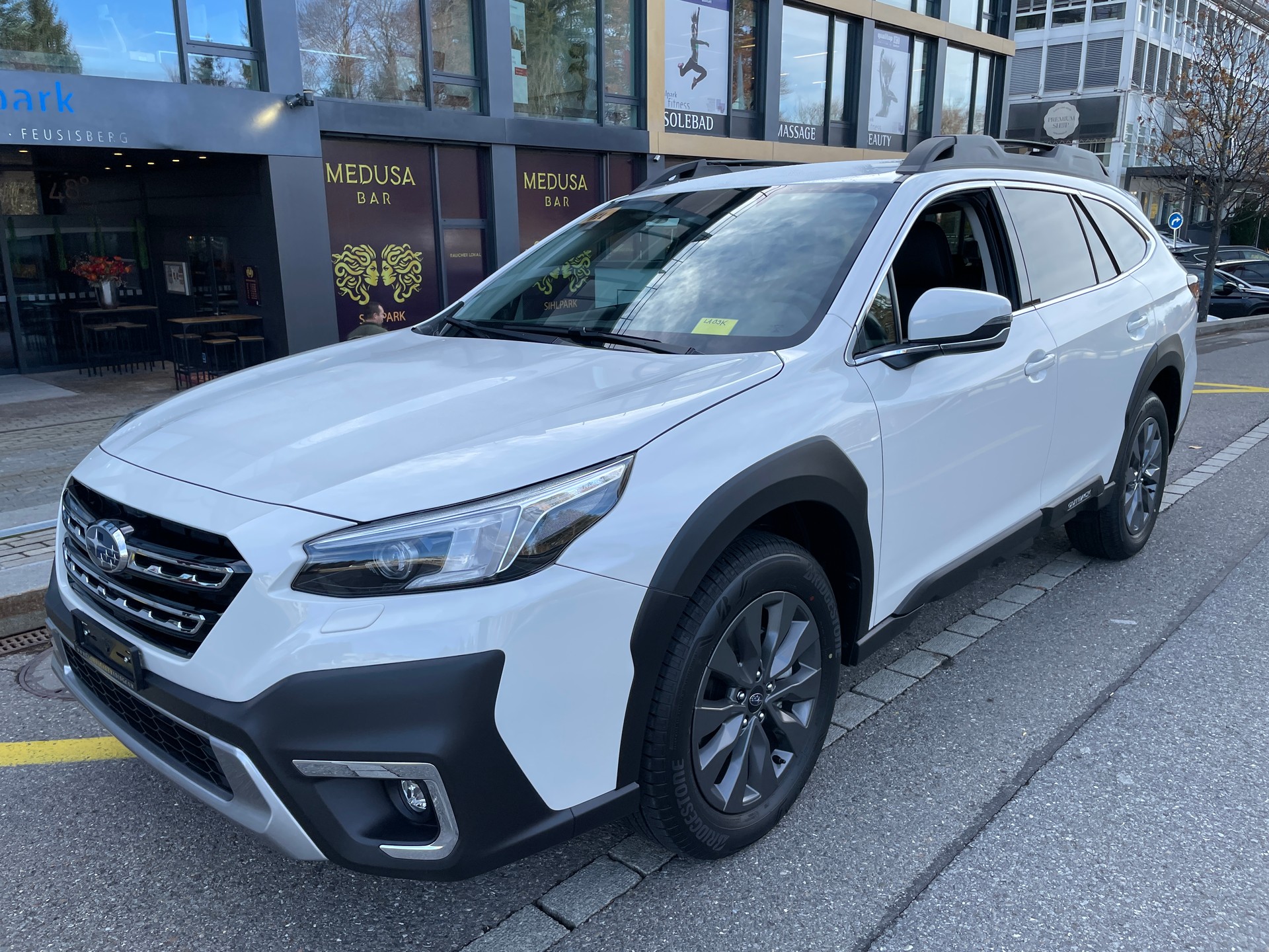 SUBARU Outback 2.5i Advantage AWD Lineartronic-image-0