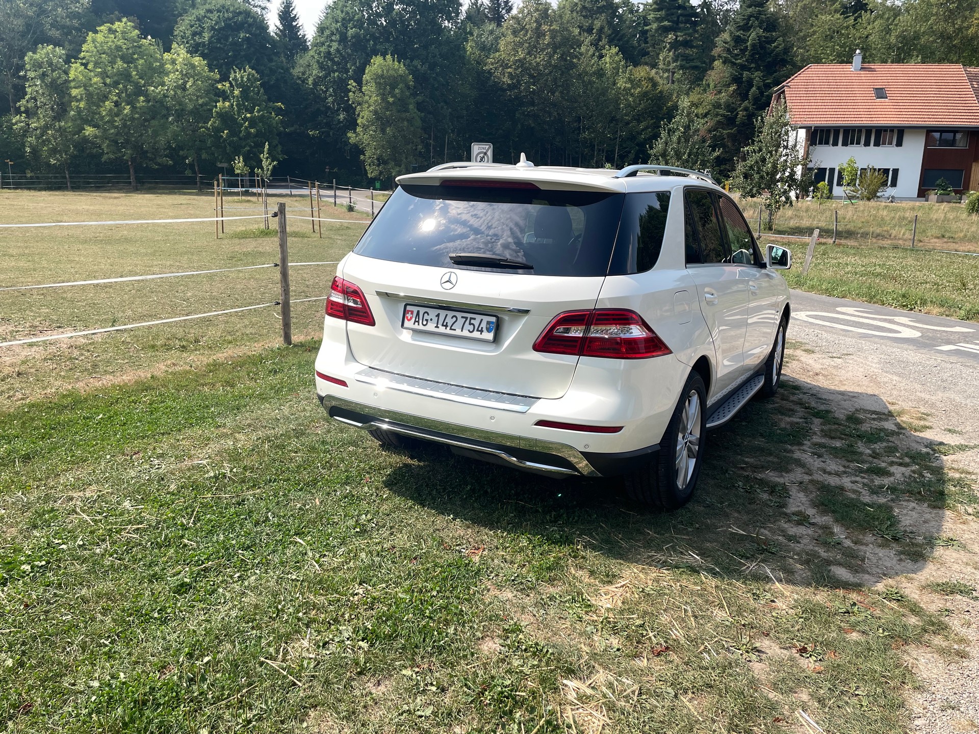 MERCEDES-BENZ ML 350 CDI BlueTec-image-2