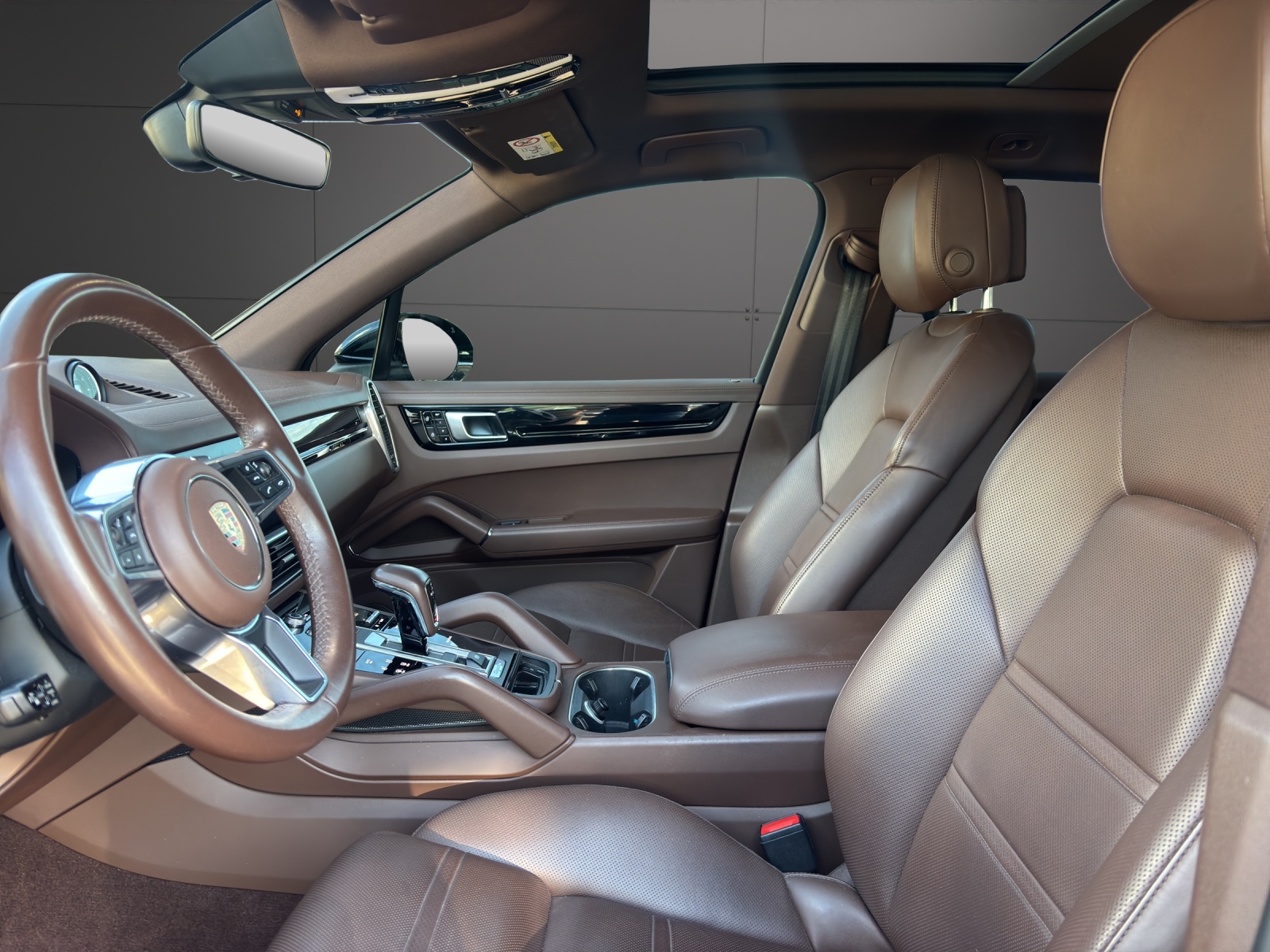 PORSCHE Cayenne-image-2
