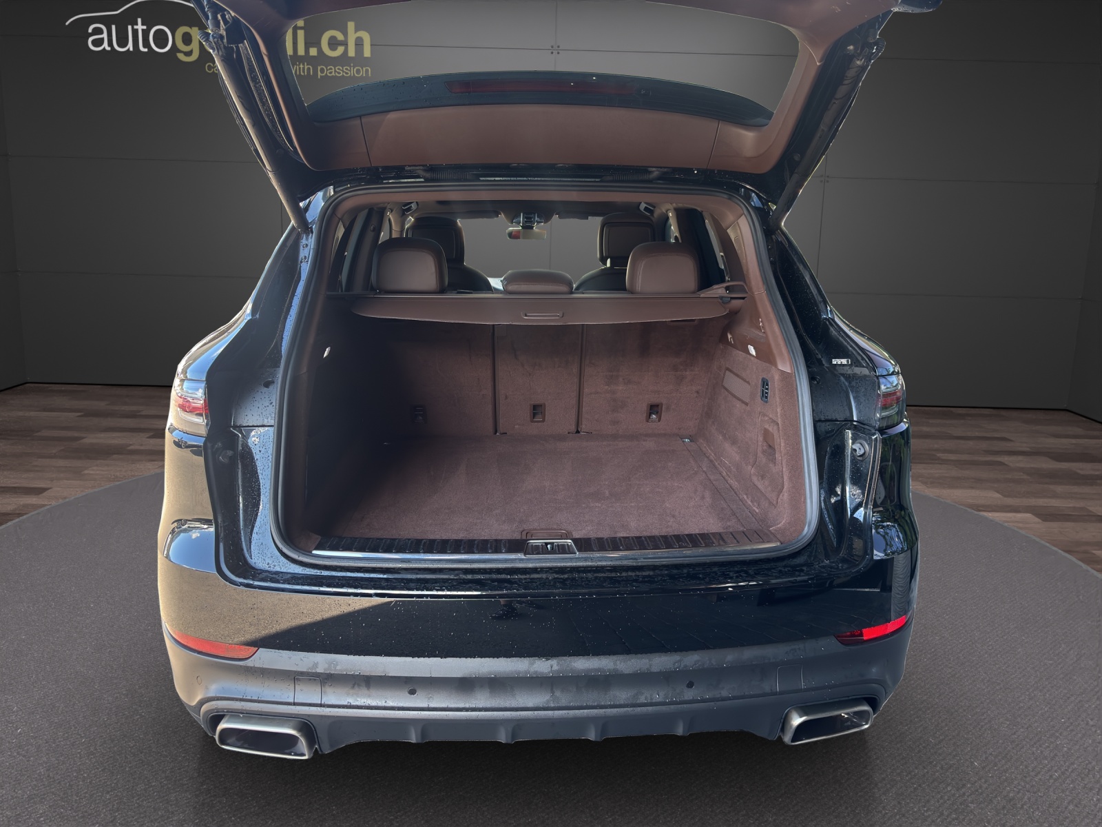 PORSCHE Cayenne-image-12