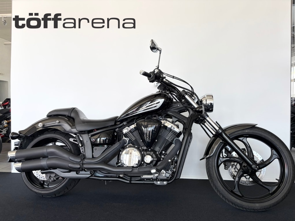 YAMAHA XVS 1300 Custom