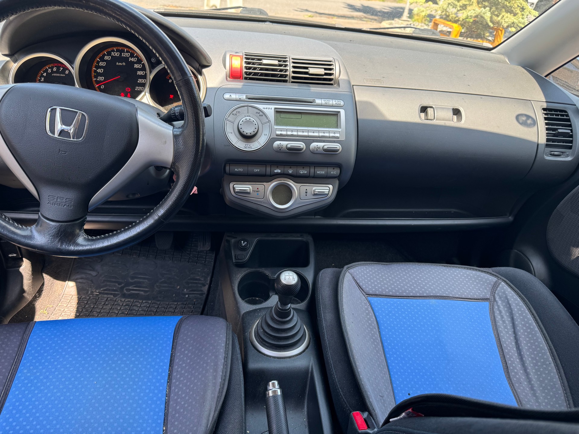 HONDA Jazz 1.4i ES-image-7