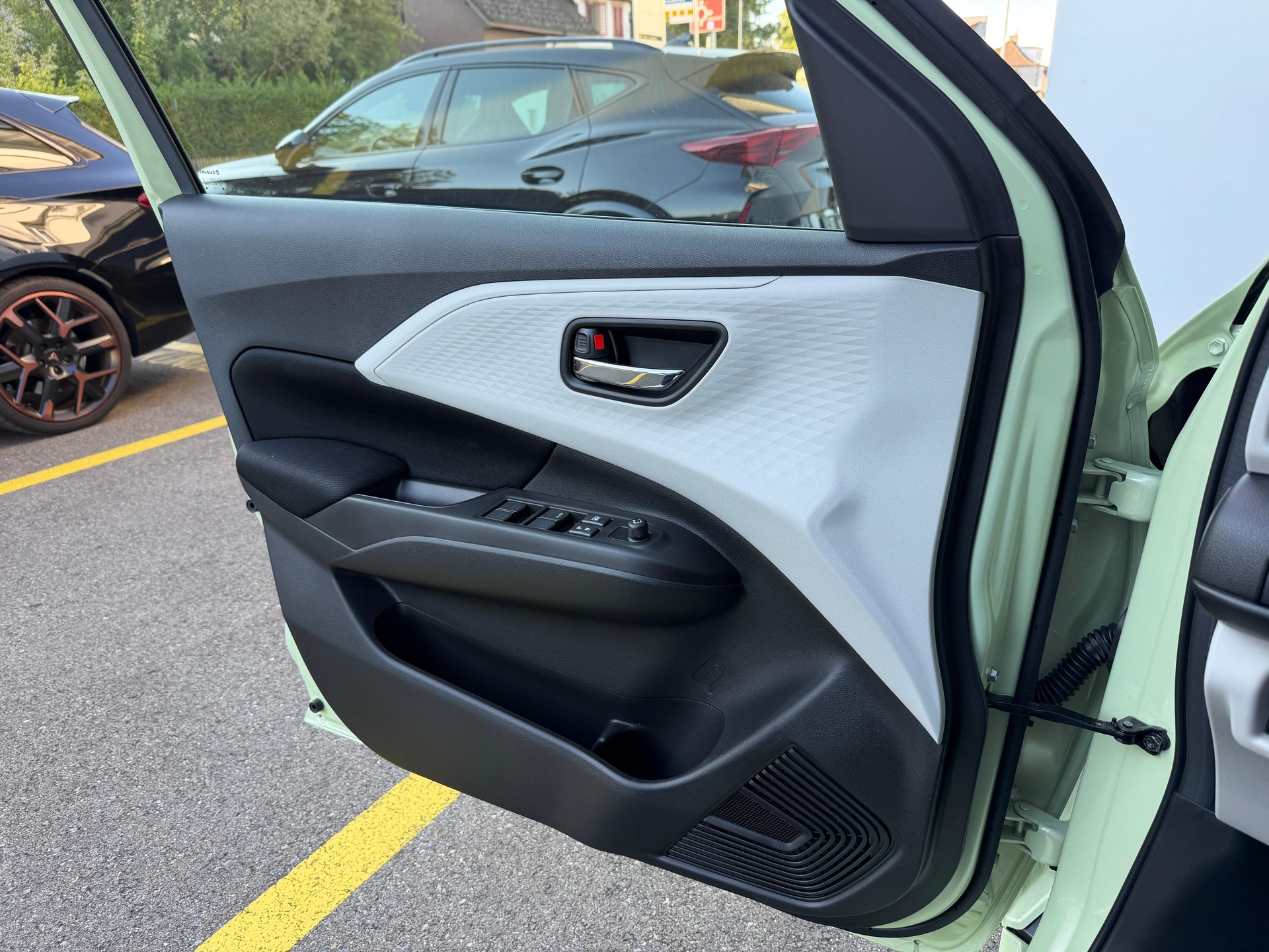 SUZUKI Swift 1.2 Unico Hybrid-image-10