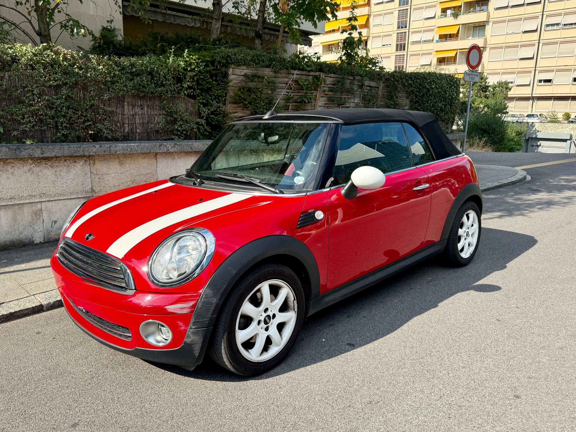 MINI 1.6i Cooper-image-0