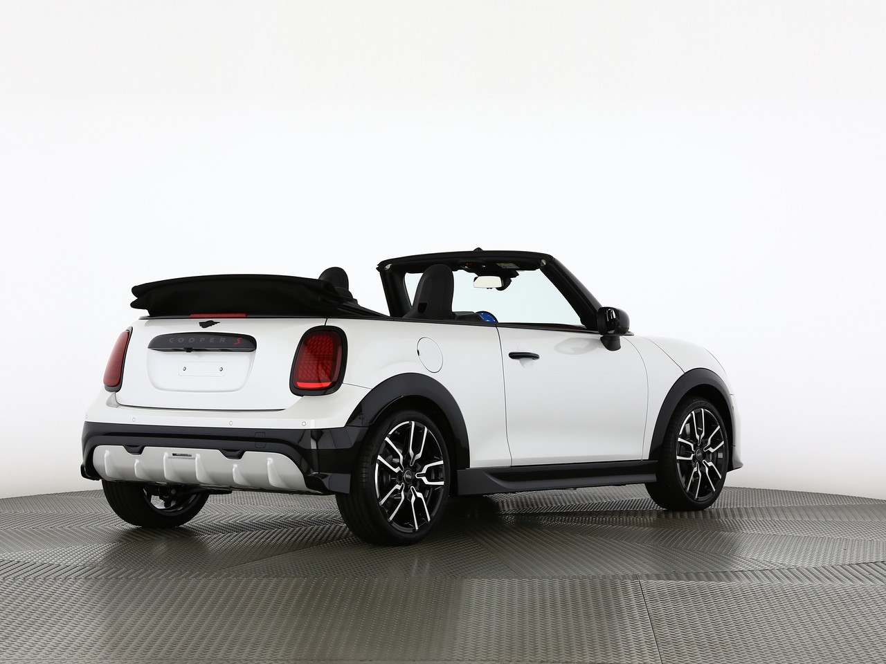 MINI Cooper S Cabriolet DKG-image-13