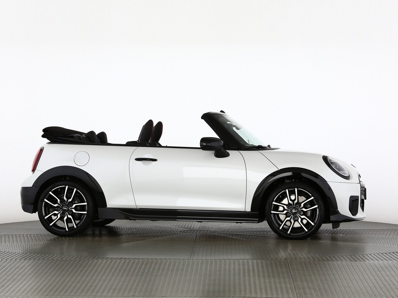 MINI Cooper S Cabriolet DKG-image-17