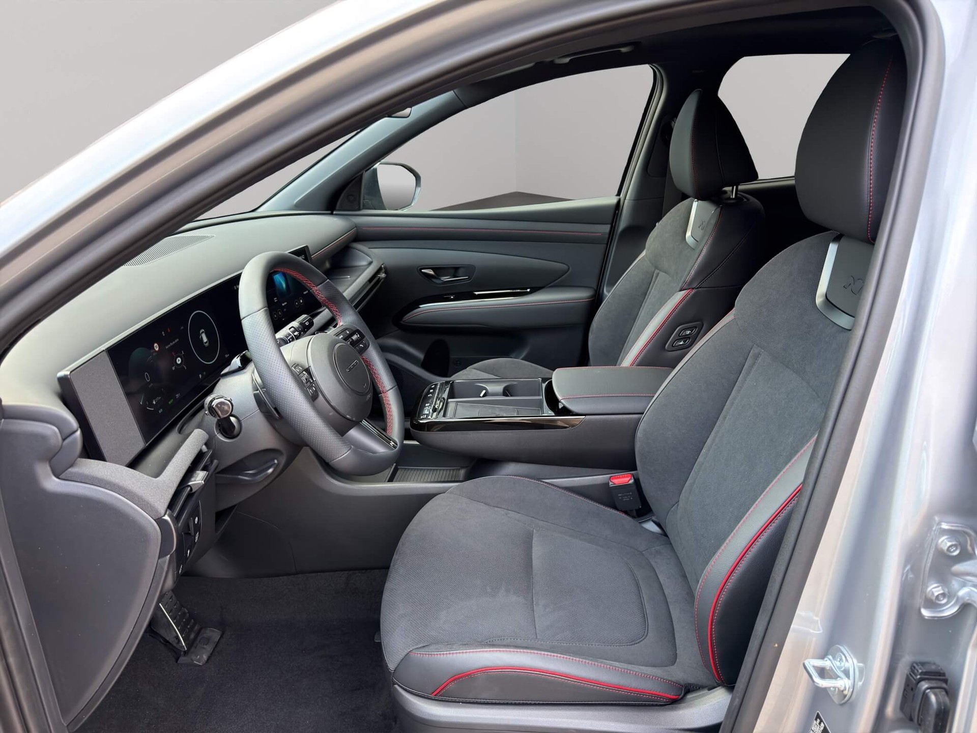 HYUNDAI Tucson 1.6 T-GDi HEV N-Line 4WD-image-6