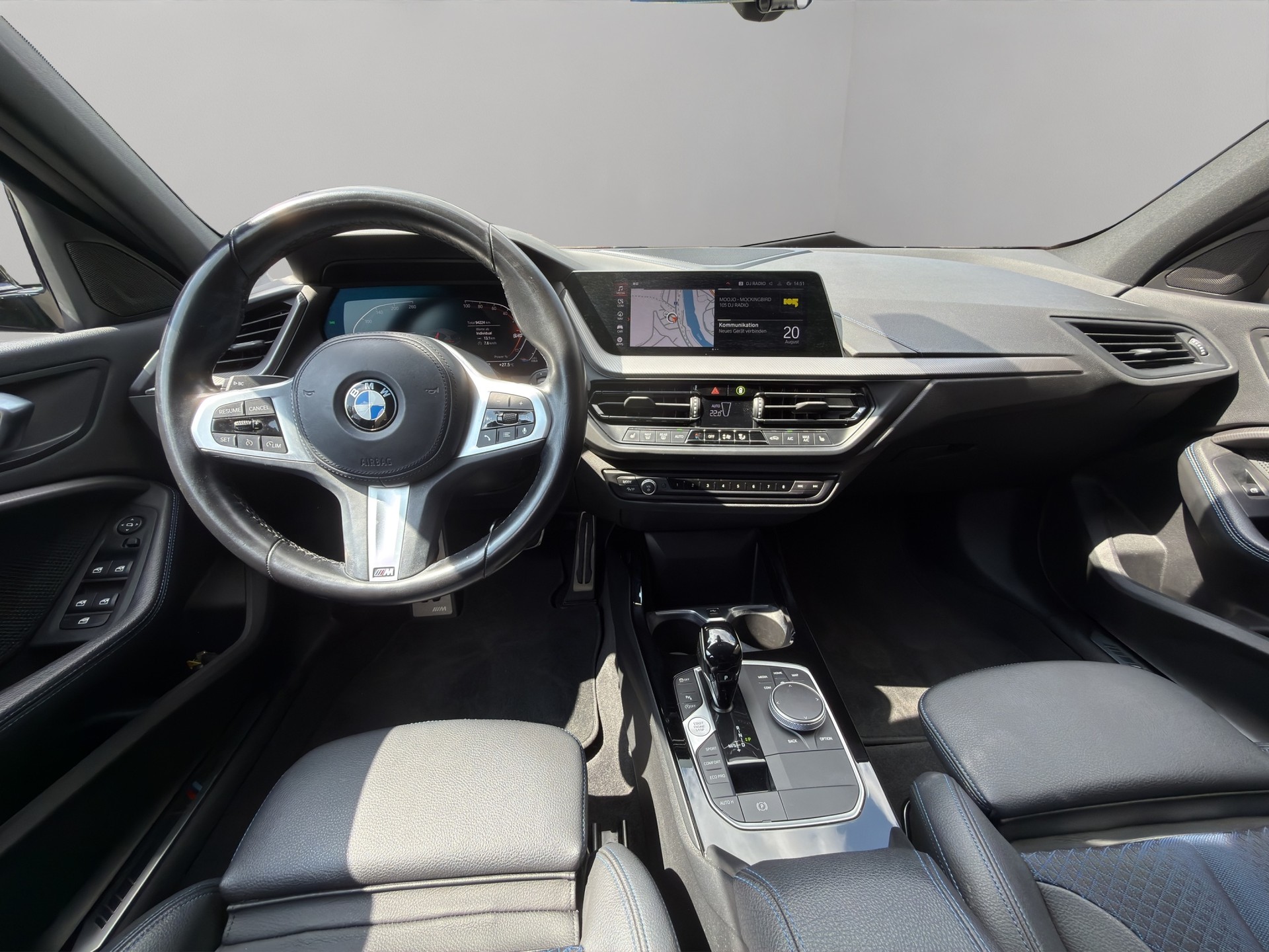 BMW 118i Pure M Sport Essential Edition-image-13