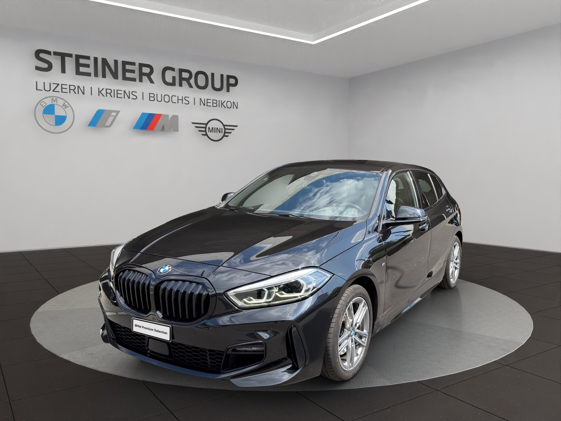BMW 118i Pure M Sport Essential Edition-image-0