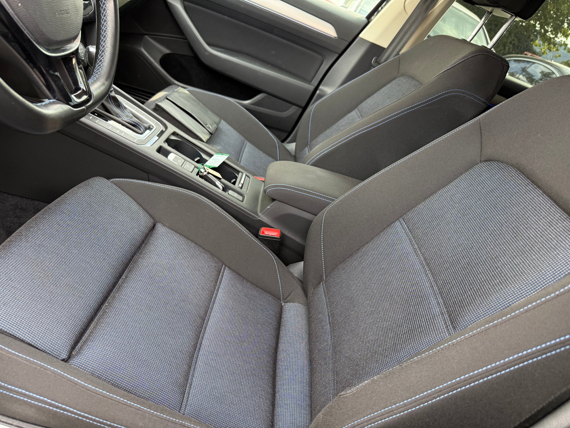 VW Passat Variant 1.4 TSI GTE Hybrid DSG-image-13