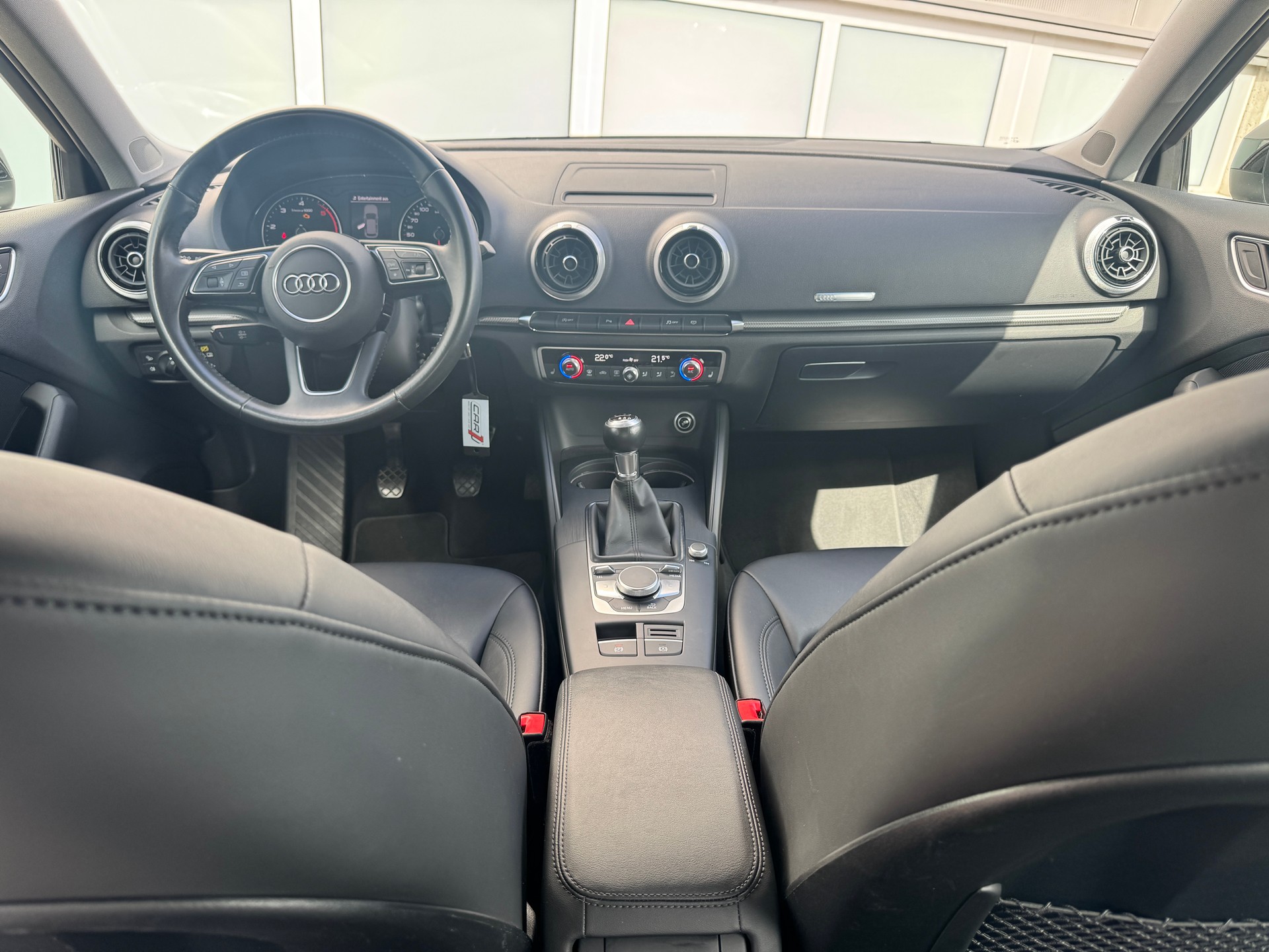 AUDI A3 Sportback 1.6 TDI Design-image-8