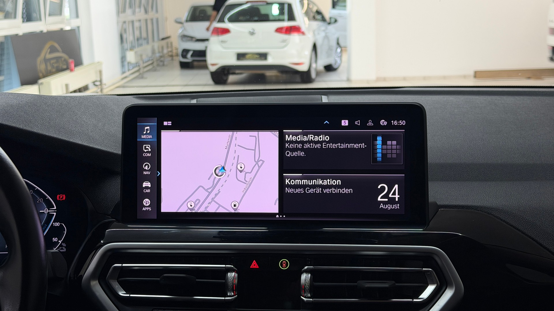 BMW X3 xDrive 30e-image-9