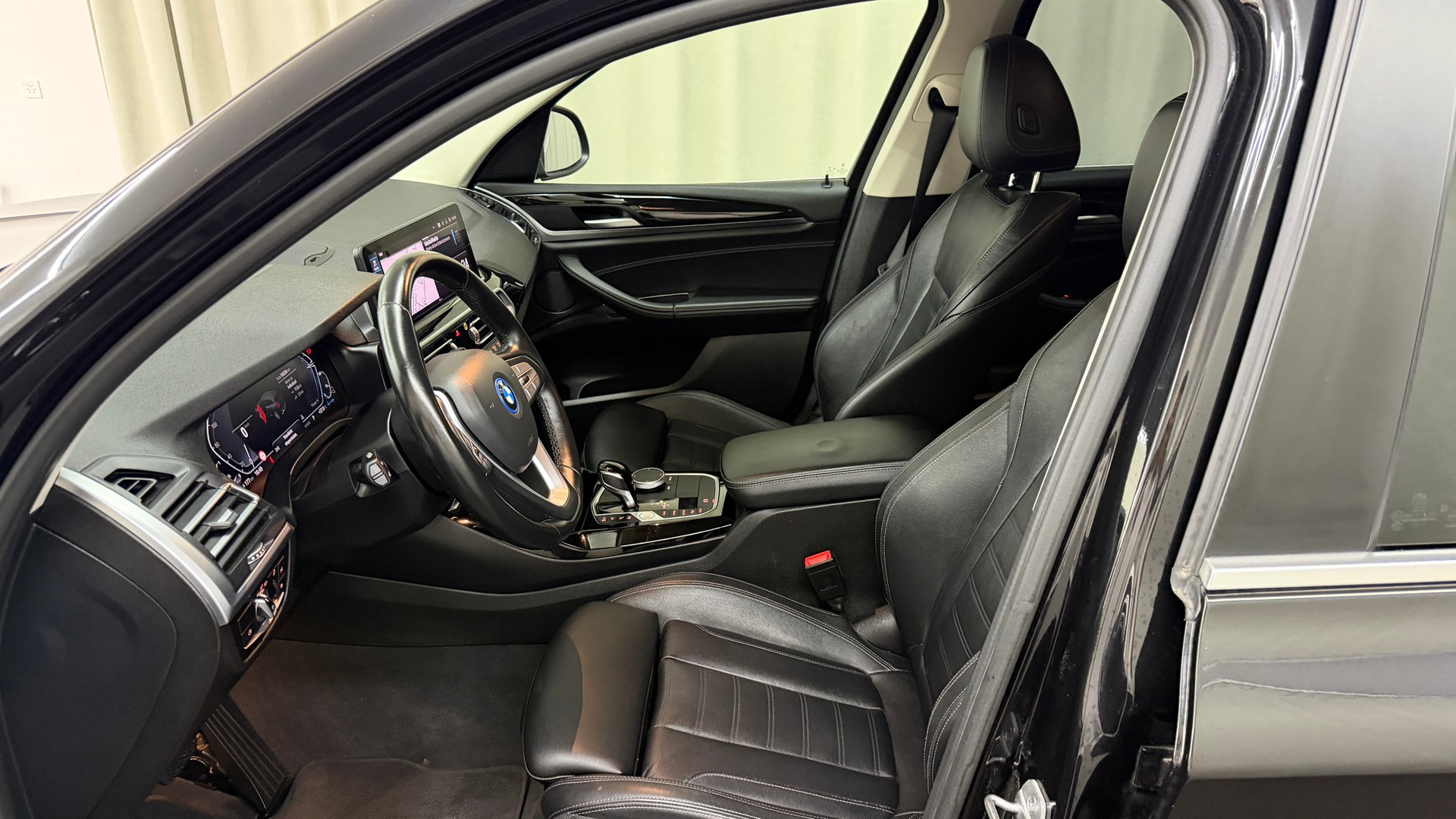 BMW X3 xDrive 30e-image-6