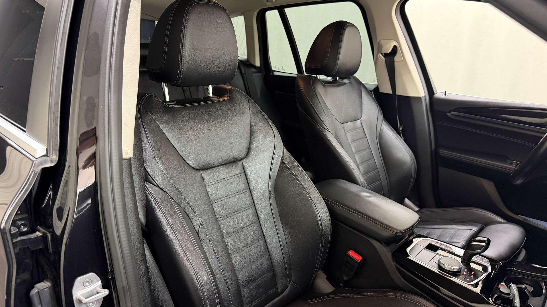 BMW X3 xDrive 30e-image-10