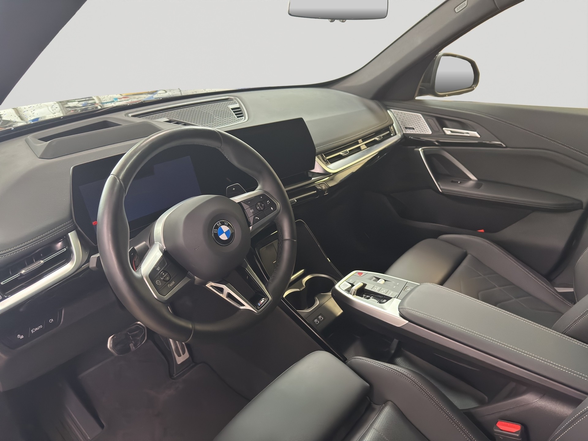 BMW X1 xDrive 20d 48V M Sport-image-11