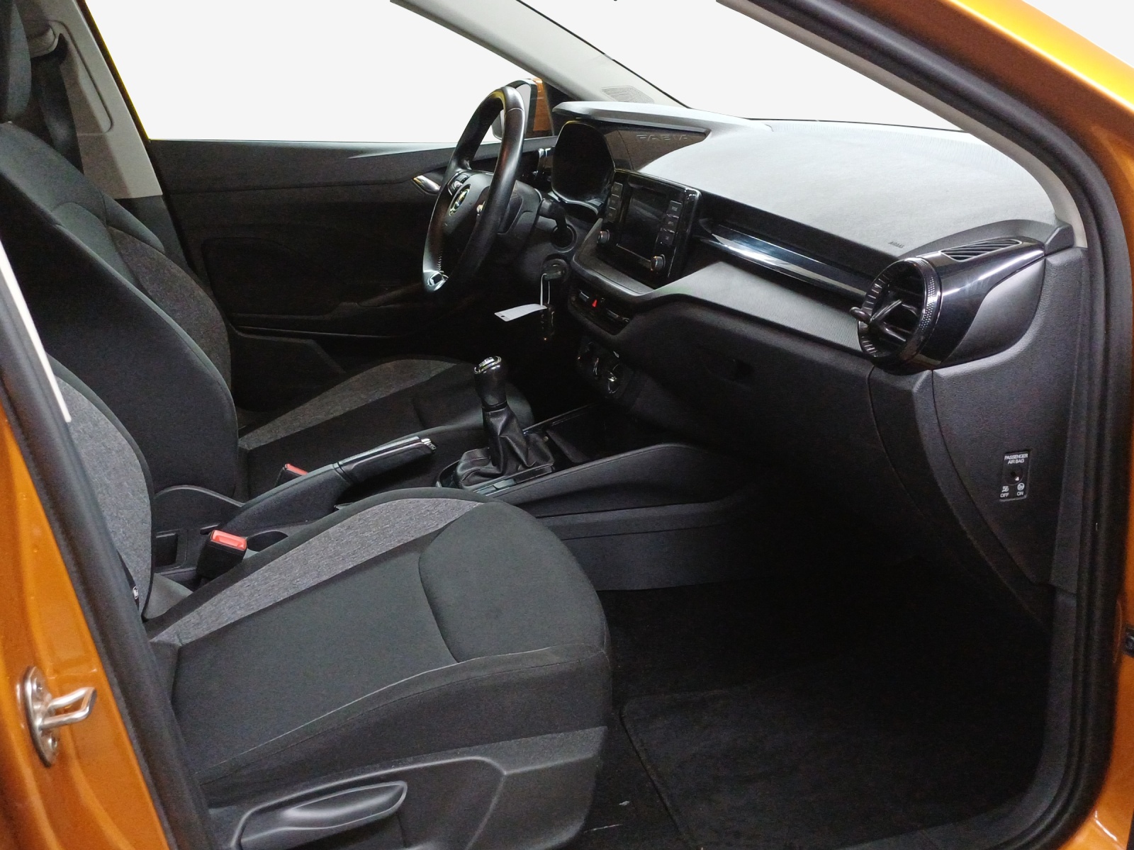 SKODA Fabia 1.0 MPI Active-image-13