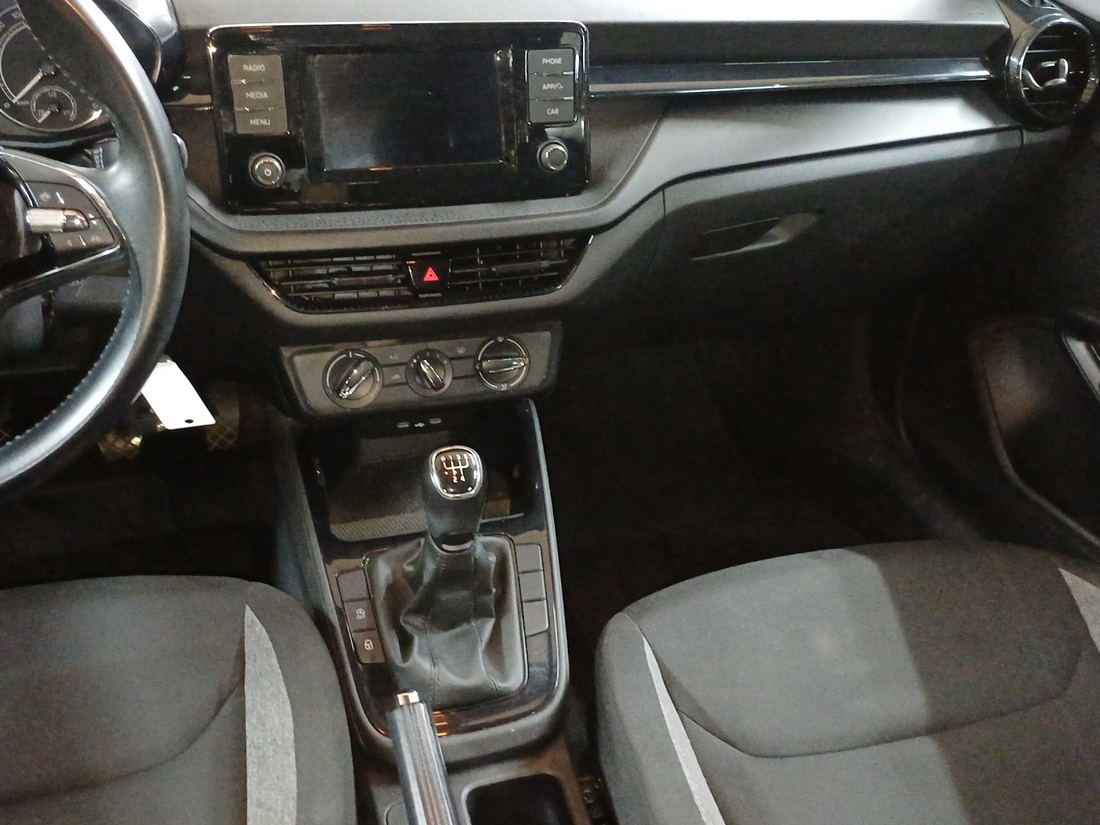 SKODA Fabia 1.0 MPI Active-image-10