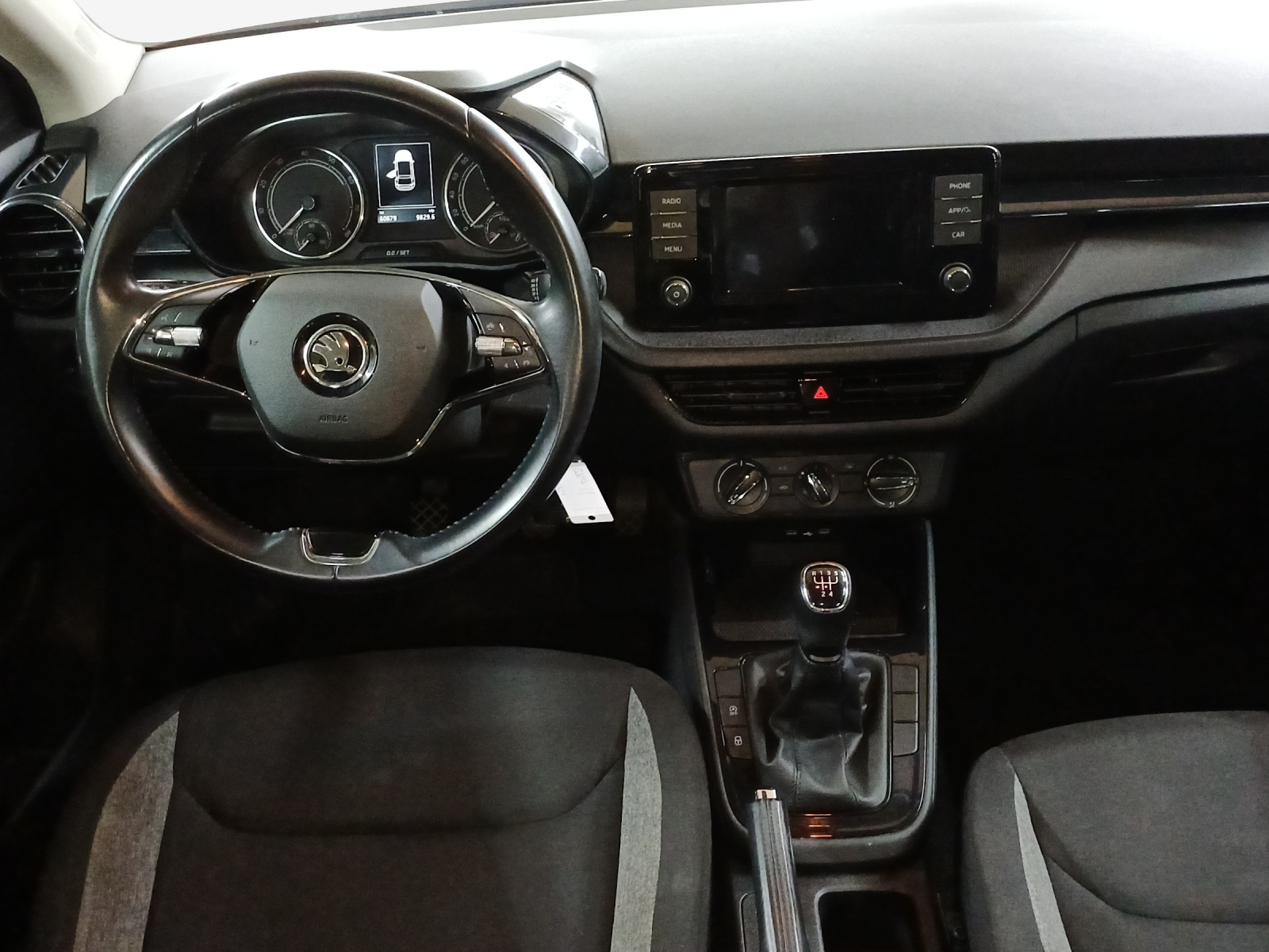 SKODA Fabia 1.0 MPI Active-image-8