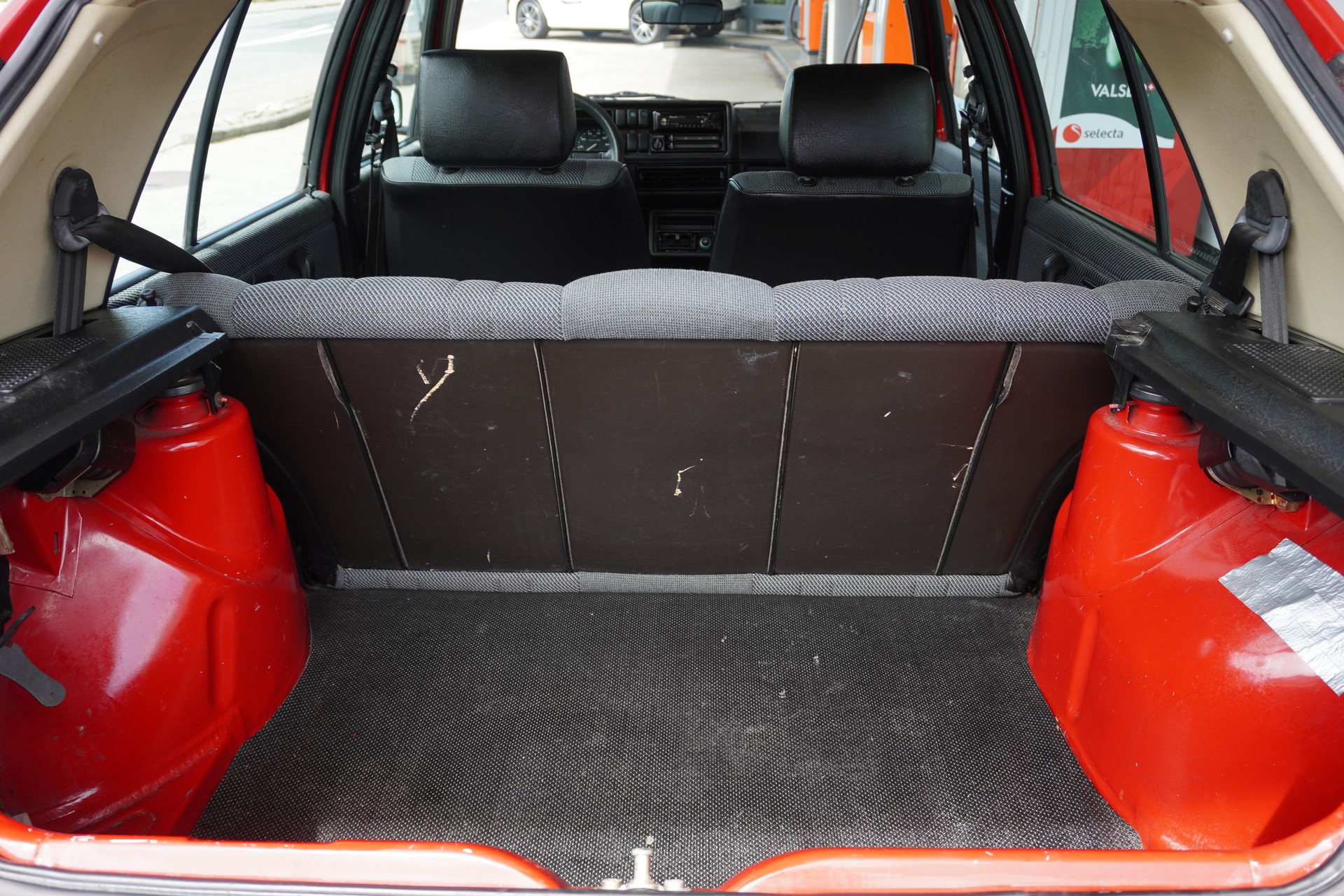 VW Golf 1800 GL-image-15