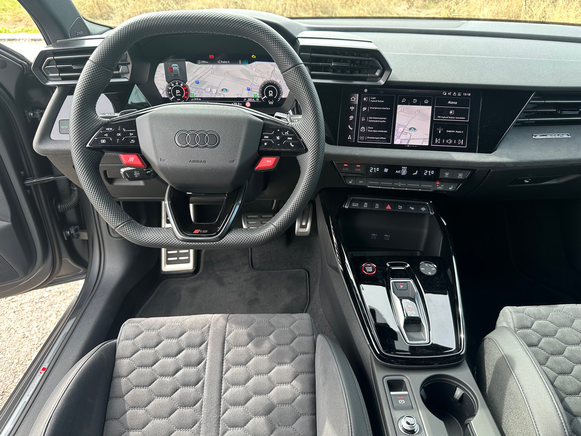 AUDI 2.5 TFSI quattro S-Tronic-image-6